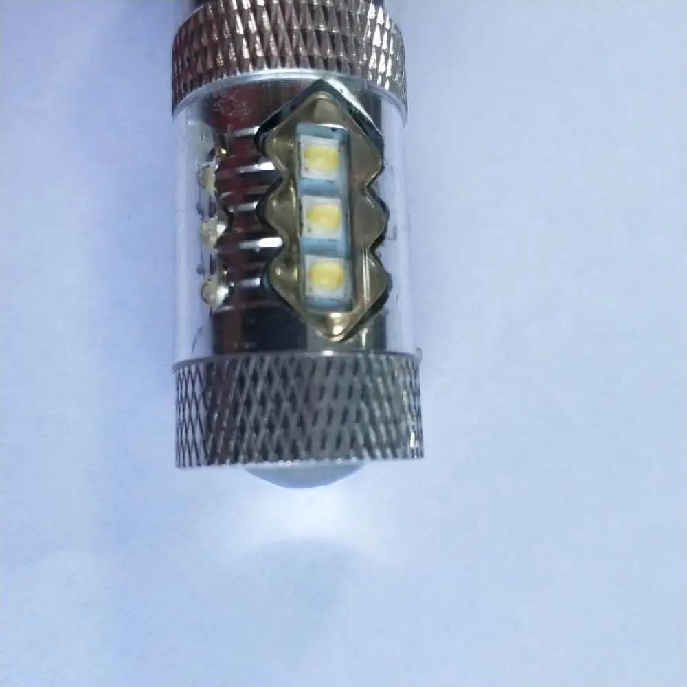 Светодиодная лампа супер белая галогенная H3 16SMD 2828 80 Вт 6500K -7000K светодиодная для