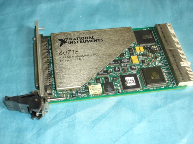 Для PXI 6071E Связь сбора данных DAQ карты NI Национальный инструментов (крапинка)