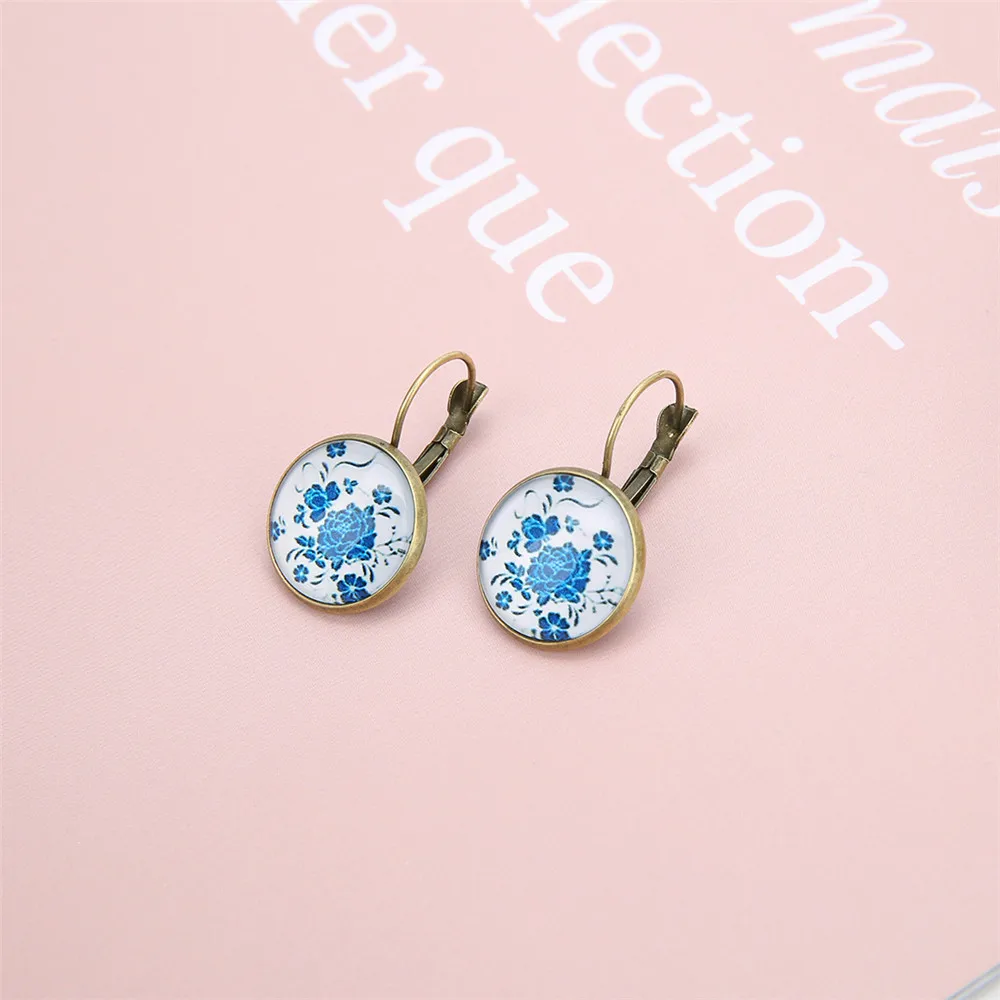 SAUVOO элегантный Винтаж со стразами узор Для женщин трендовые серьги-гвоздики