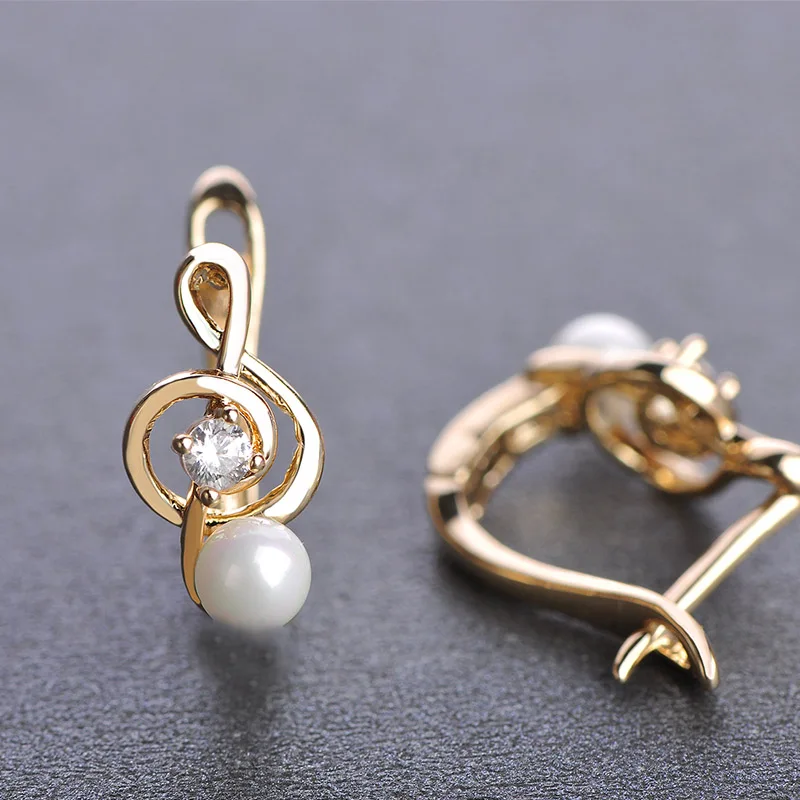 Женские серьги пусеты Blucome Серебристые с имитацией жемчуга в форме нот