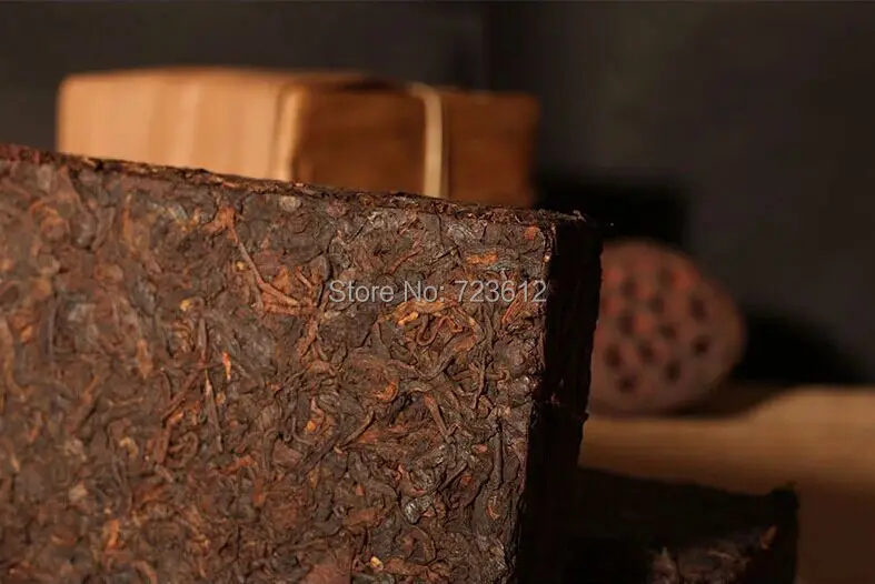 40 года! На складе Pu'er 250 г 1970 мэнхай дата ароматными благовониями старше юньнань