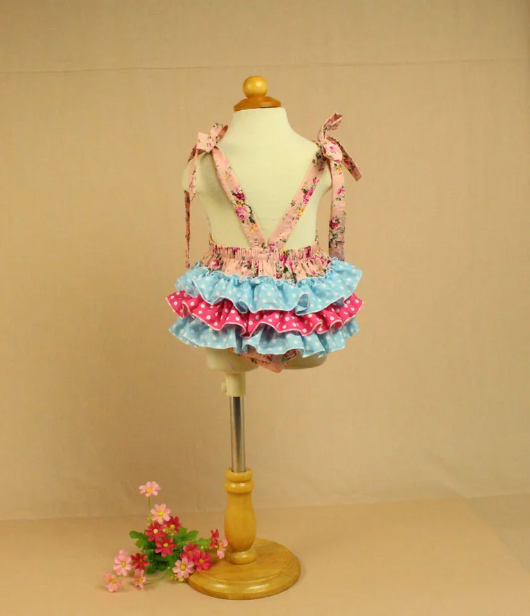 Пляжный костюм с оборками для маленьких девочек комбинезон цветочным рисунком