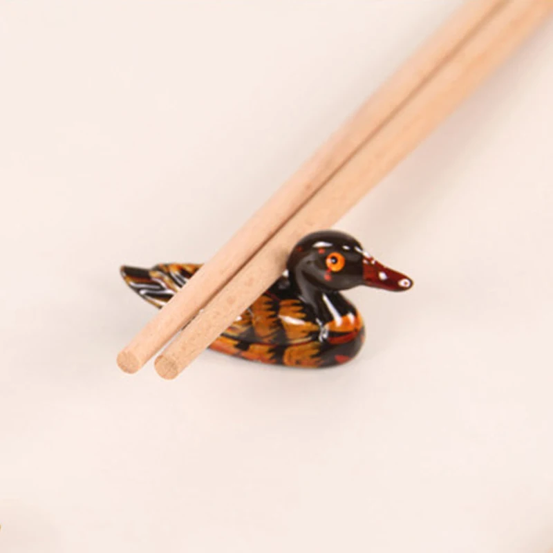 Fashion 1Pair Handmade Natural Bamboo Wood Chopsticks Beech Chinese Ironwood Tableware Sandal Food Stick Door Frame Reusable
