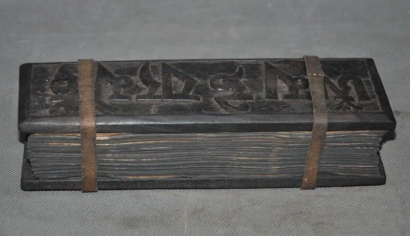 

Christmas 9" Old Tibet Buddhism Old wood Xuan paper carving Scripture Diamond Sutra Book Halloween