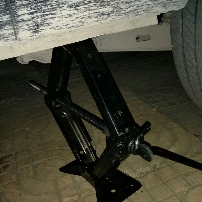 Автомобильный Домкрат 2 тонны ручной автомобильный домкрат удобный и