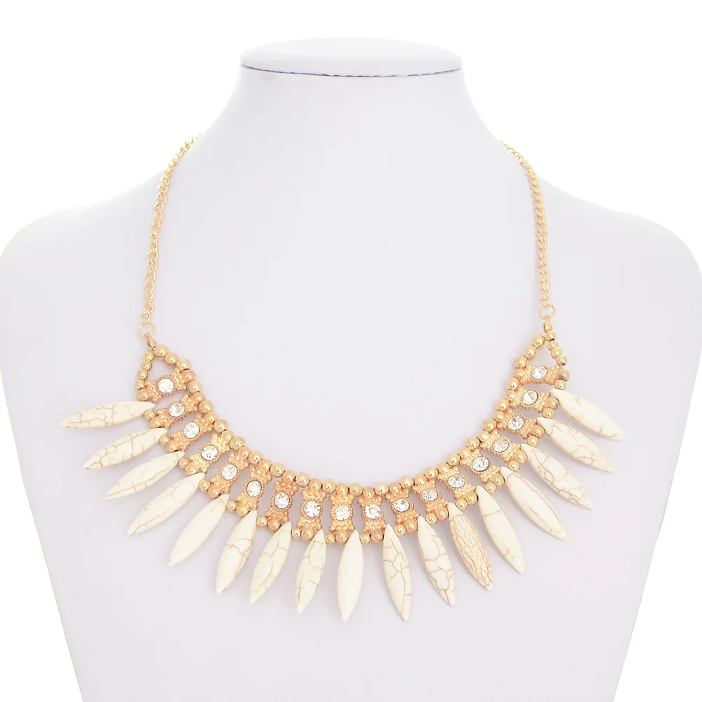 Горячая распродажа ожерелья Чокер с позолоченными подвесками в виде тессальских листьев Ювелирные изделия Бижутерия Простое высказывание.