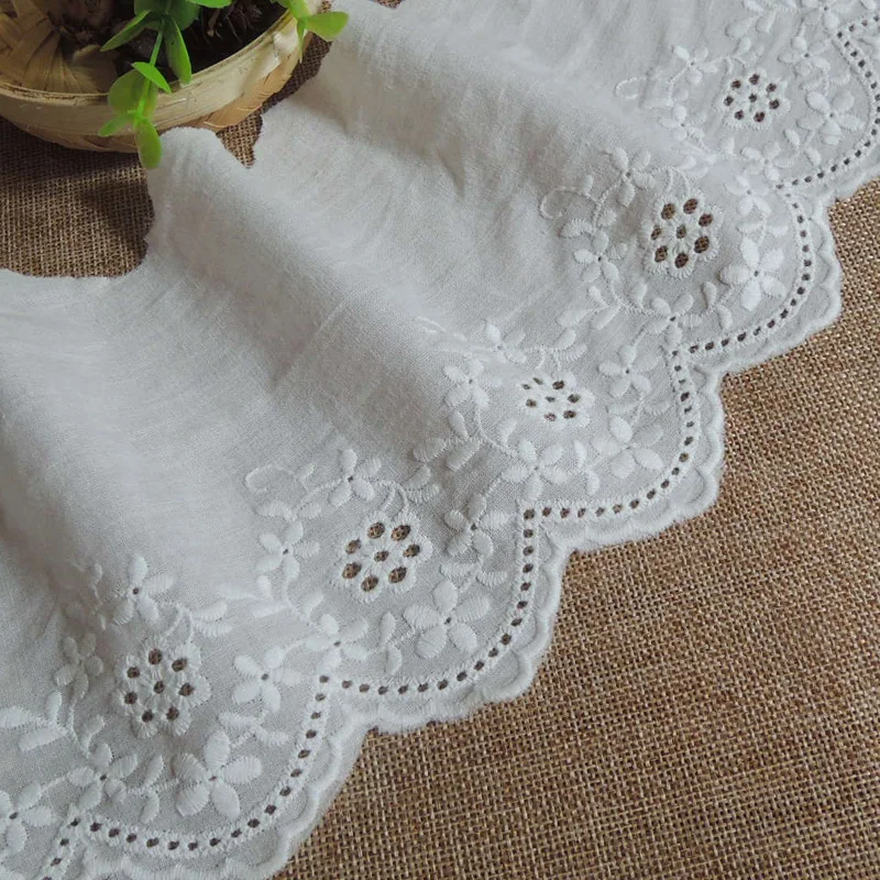 

5Yards/lot Width 13cm White 100% Cotton Embroidered Lace Fabrics, Women's Clothing Diy Lace Trim, Free Shipping RS146