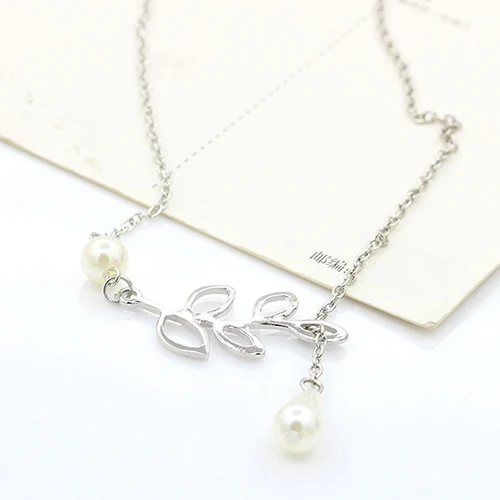 Женская мода Искусственный Жемчуг полые листья ветка чокер короткий нагрудник