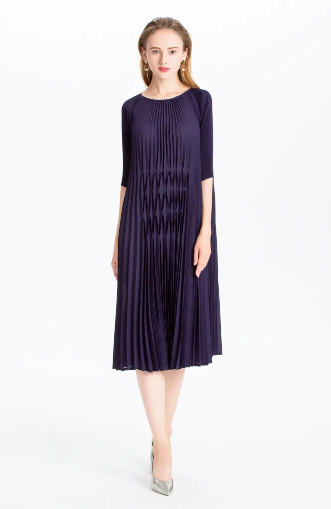 

Women Pleated Sleeve Static Dresses Vertical Striped Loose Leisure Mom Dresses