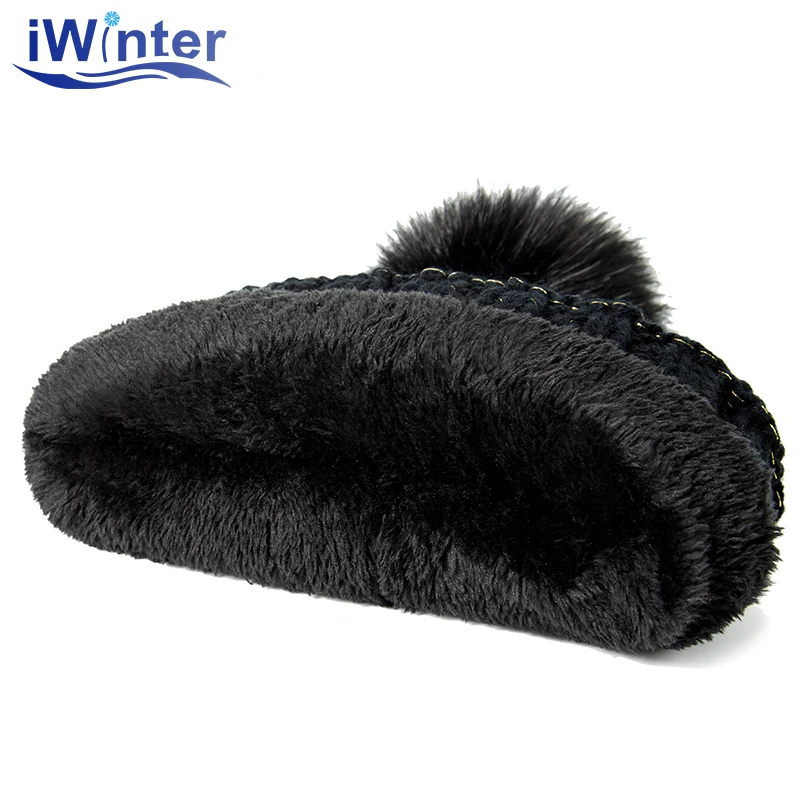 Iwinter Новинка года Skullies шапочки Для женщин зимние Шапки трикотажные Мех мяч pom теплый крючком Шапки Двойка унисекс Шапки Шарфы
