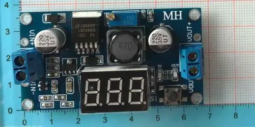 Постоянный ток в постоянный может быть регулируемой мощностью LM2596