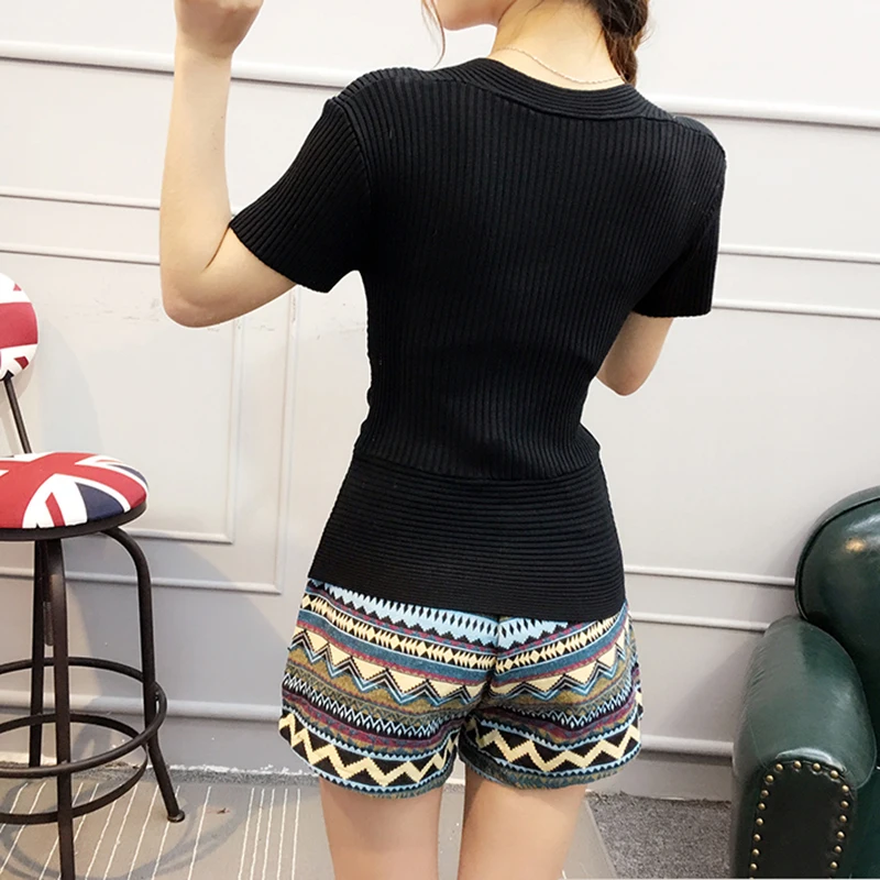 

AOSSVIAO Sexy V Neck Sweater Ladies Short Sleeve Pullovers Fall 2021 New Fashion Women Korean Knitted Casual Sweater Candy Color