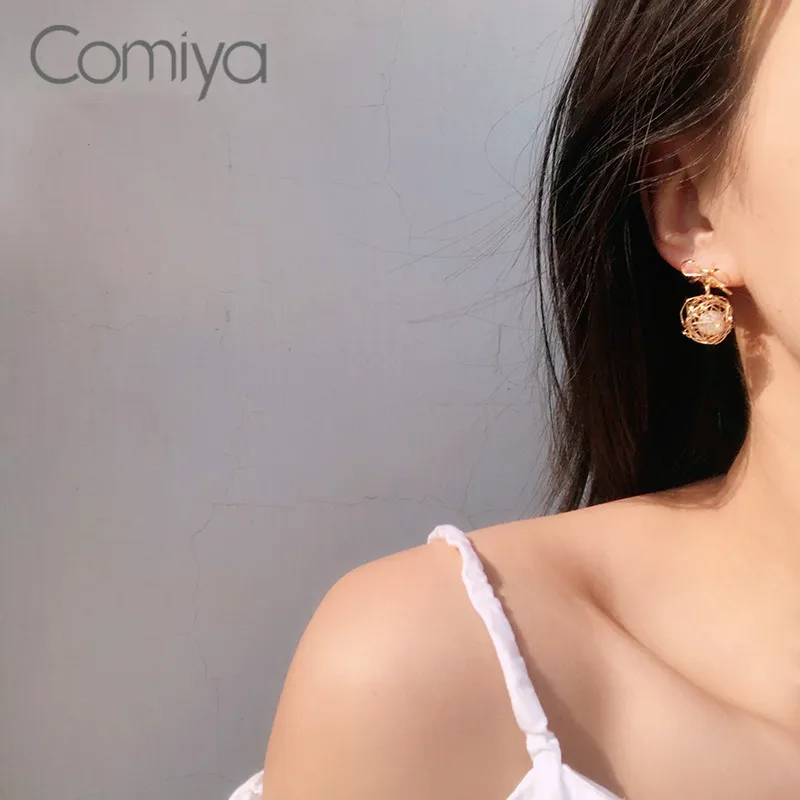 Comiya Висячие серьги для женщин Золотой цветной цинк сплав длинные звенья