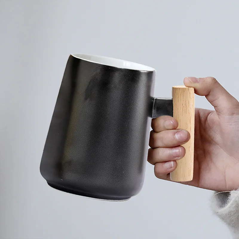cup Скандинавский ДИЗАЙН простые черно-белые керамические кофейные кружки с деревянной ручкой 480 мл чашка для воды для делового подарка современный стиль - Цвет: cup