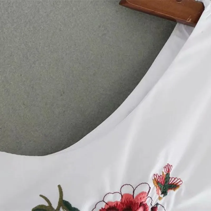 Для женщин летнее платье Вышивка без рукавов и подола оборками Свободные