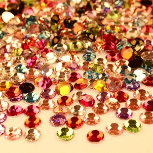 Бесплатная доставка разноцветные бусины из смолы с плоской задней стороной