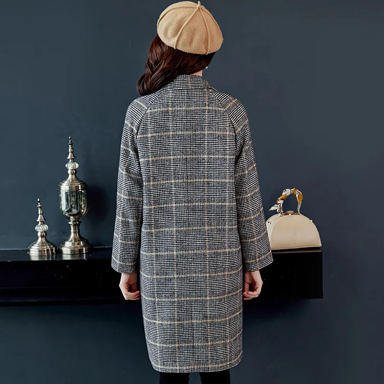 

Europe and the United States 2019 women's new Korean version of loose woolen coat winter suit collar plaid large size jacket 2XL