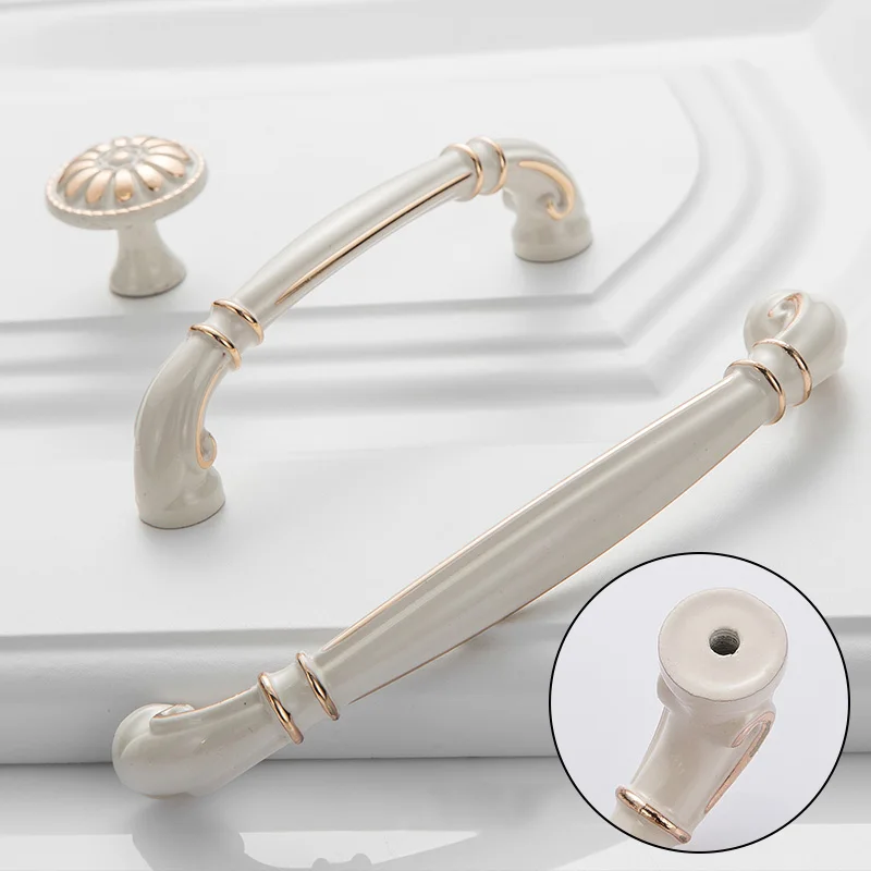 Дверные ручки и цвета слоновой кости для шкафа кухонного мебельные из цинкового