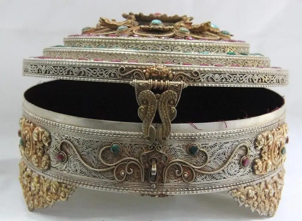 

Nepal old Copper Silver Gild inlay Ruby beryl Gem Flower Case casket Jewelry box