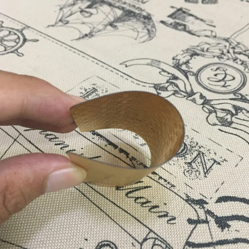 

24K Gold Playing Cards Poker Game Deck Gold Foil Poker Set Plastic Magic Card Waterproof Cards Magic 3 Colors