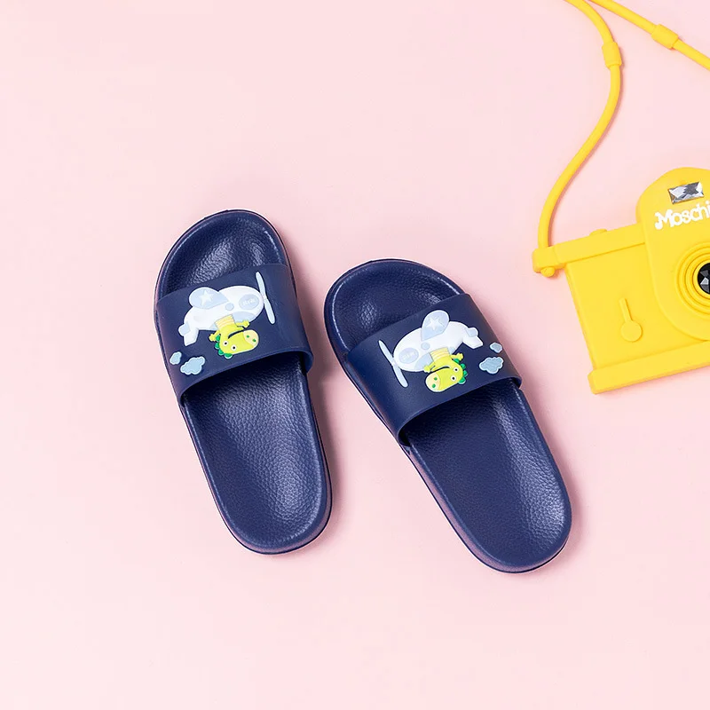 New Kids Pvc Slippers Home Sandal Shoes Candy Boat Child Slippers Indoor Shoe Boys Girls Antiskid Bathroom Slippers - Цвет: 2