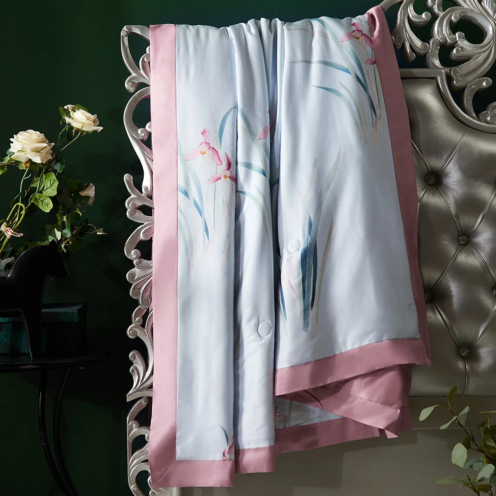 Koop Luxe Orchidee Patroon Dunne Dekbed Zomer 100% Lyocell Tencel 100S Stof Dekbed Volwassen Gewatteerde Bed Cover Queen King Size