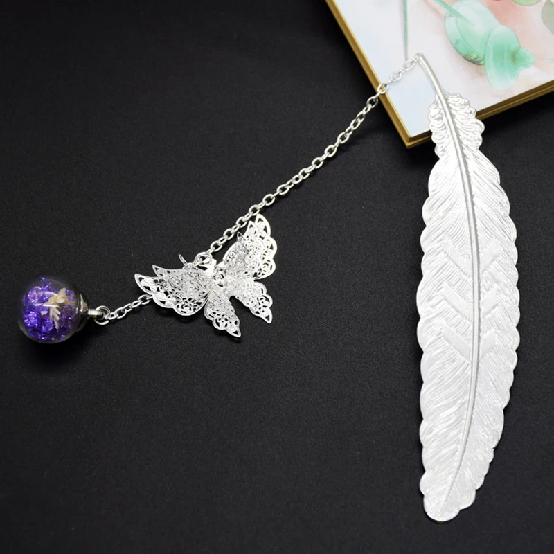 

EZONE 1PC Retro Vintage Feather Bookmark Exquisite Gift Box Bookmarks Creative Stationery Gift For Friend School Office Supply
