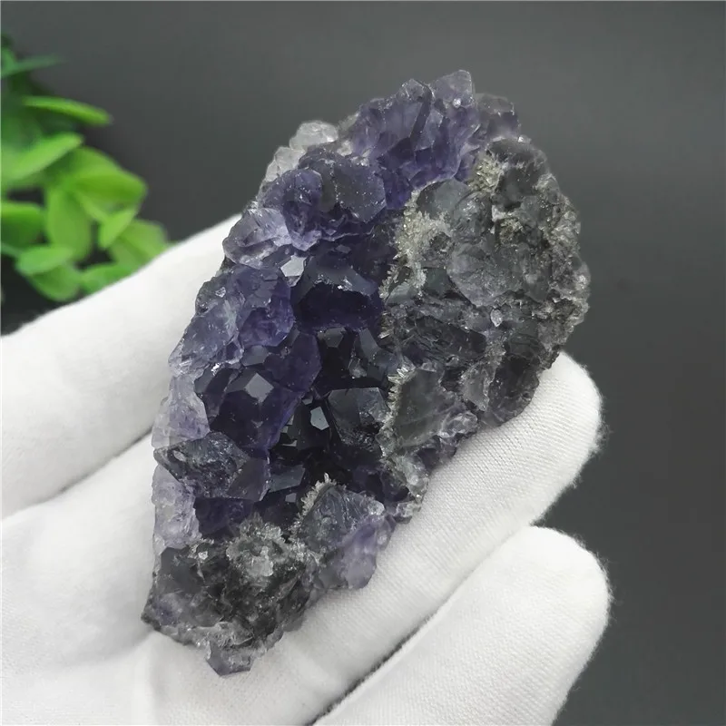 

Natural Purple Octahedr Fluorite Crystal Cluster Mineral Chakra Healing Reiki Stone Carving Crafts From Madagascar 108g