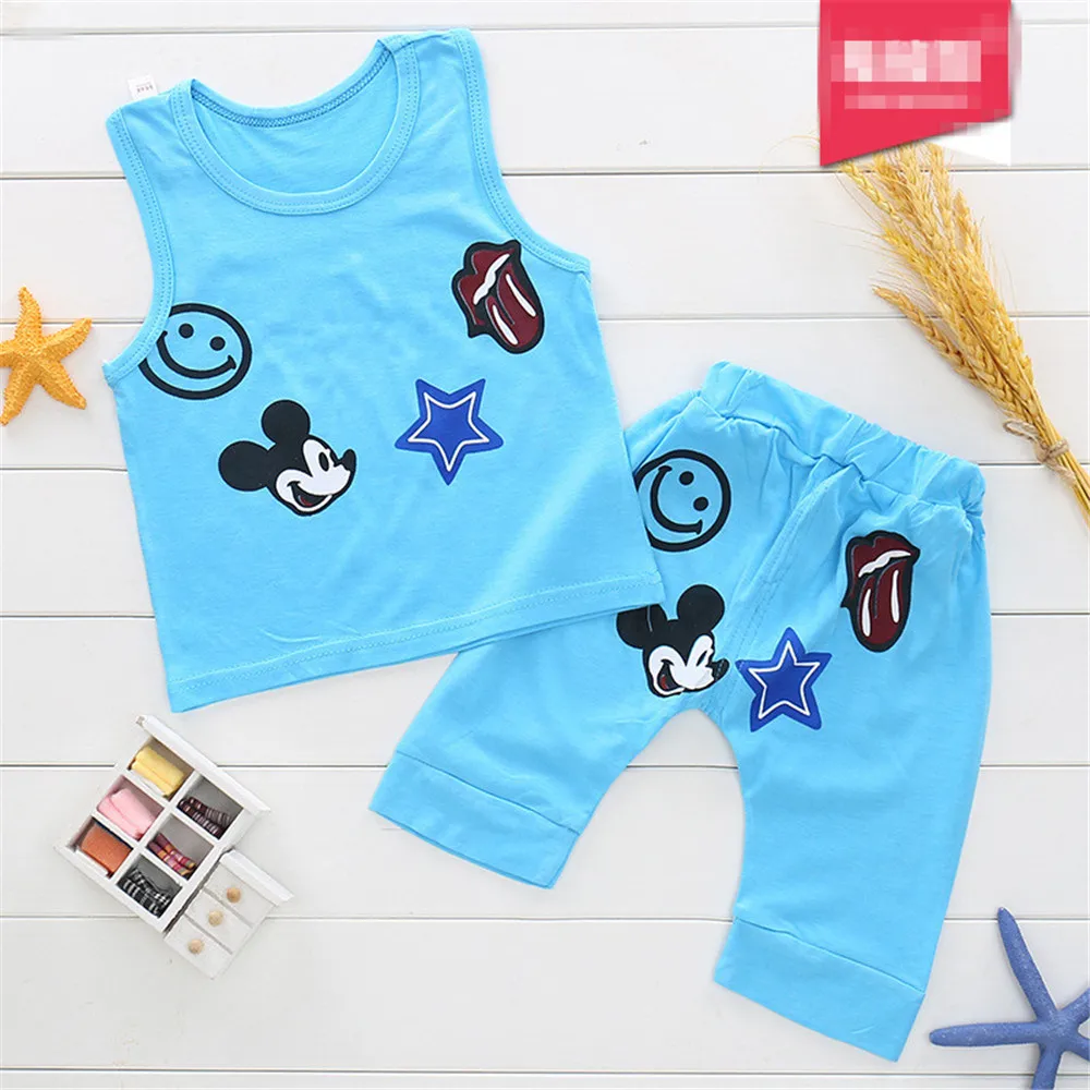 Комплект летней модной одежды из 2 предметов для маленьких мальчиков и девочек