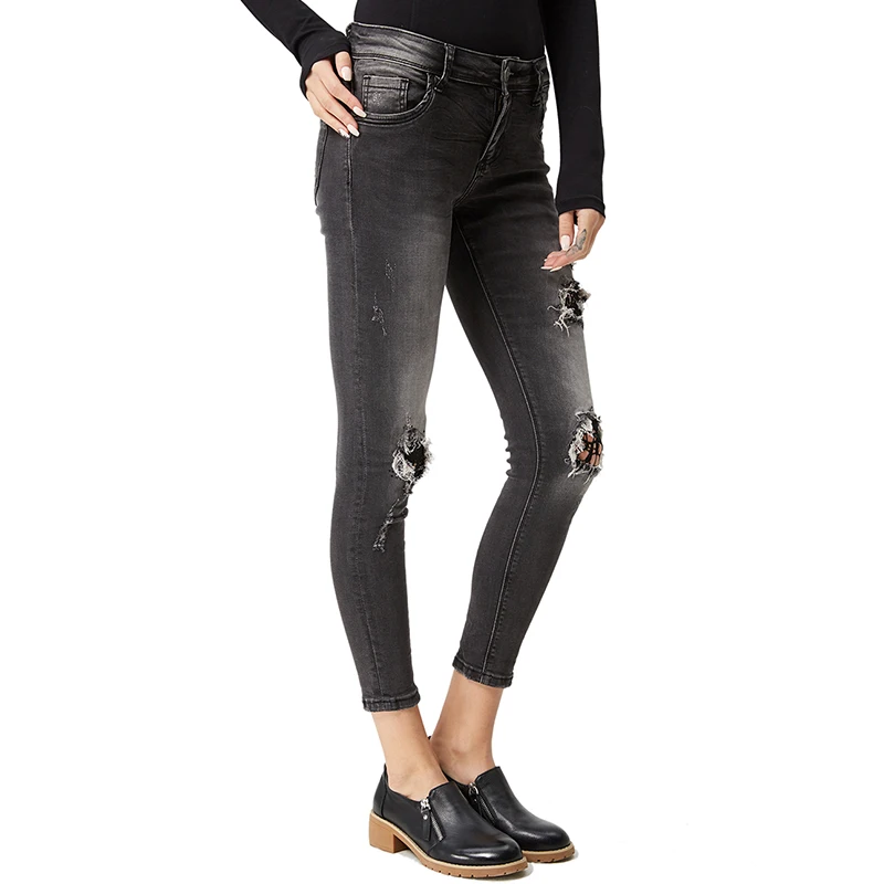 Женские джинсы модель 2018 года джинсовые брюки в европейском стиле облегающие