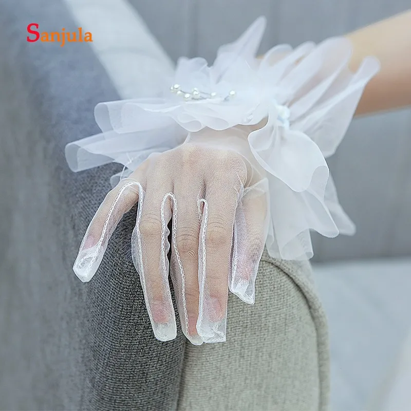 Длинные перчатки на запястье для невесты цвет слоновой кости тюль короткие