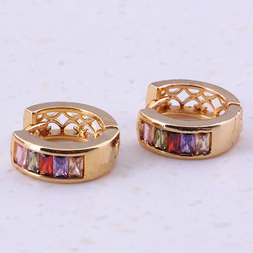 Эксклюзивные разноцветные серьги кольца Huggie с имитацией драгоценных камней