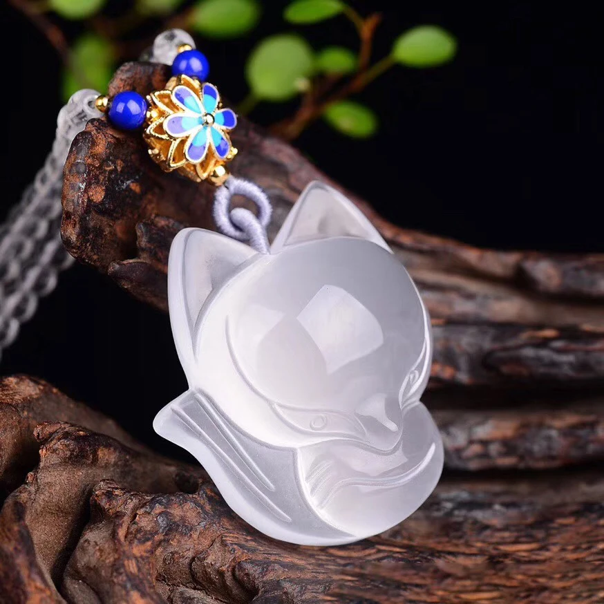 Прямая поставка белая подвеска с натуральным кристаллом большой головой лисы