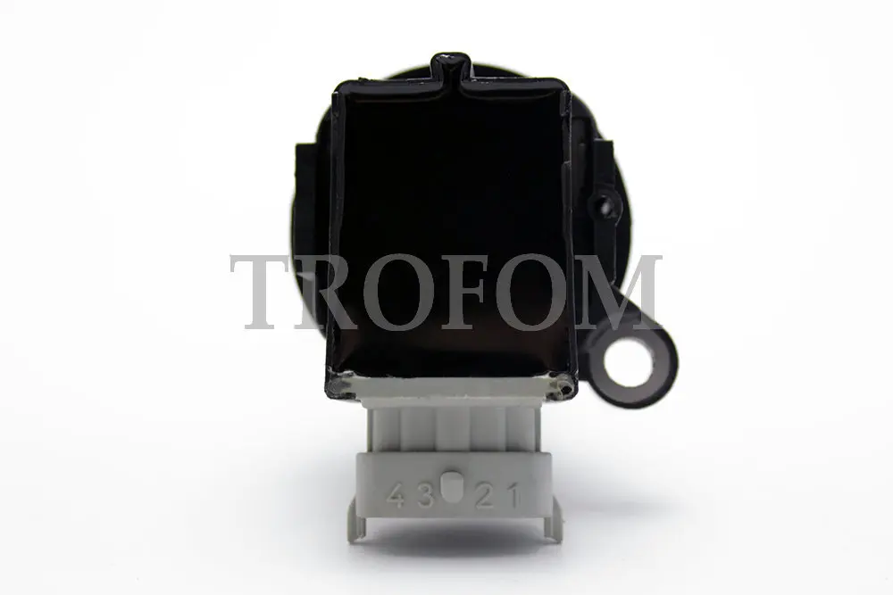 Катушка зажигания для Volvo V50 C30 C70 S40 S60 V70 S80 FORD FOCUS KUGA MONDEO S MAX 2 0 4 5 0221604010 1371601 30713417 мкФ
