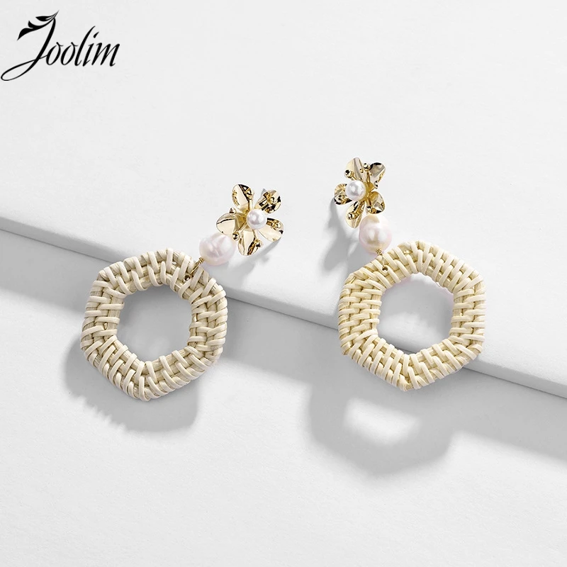 

JOOLIM Natural Rattn Knit Braided Pearl Flower Earring Beach Earring American Earring