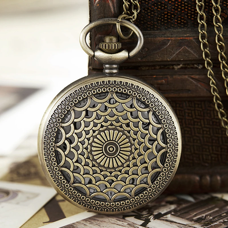 

Bronze Geometric Pocket Watch Fob Chain Gear Hollow Clock Men's Flip Bronze Case Watch Antique Hour Watches for Men Women Reloj