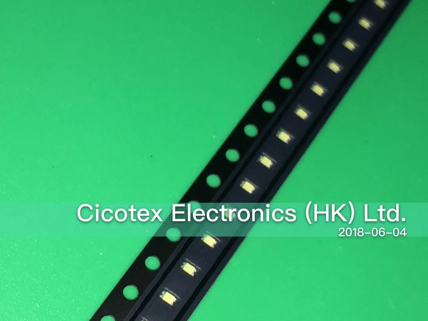 100 шт./лот 19 217 W1D APQHY 3T SMD0603 диоды освещения Светодиодная подсветка белый