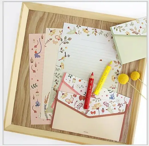 Один комплект = 4 пластинами и буквами бумага + 2 pcs конверт Япония симпатичное