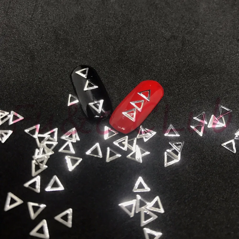 50PSC новые серебряные Треугольные заклепки 3D украшение для ногтей сплав броня