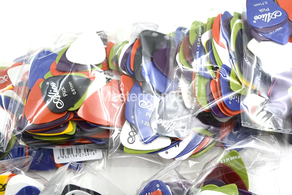 Тысяча Алисы электрические/Медиаторы для акустической гитары плечики 6 толщина