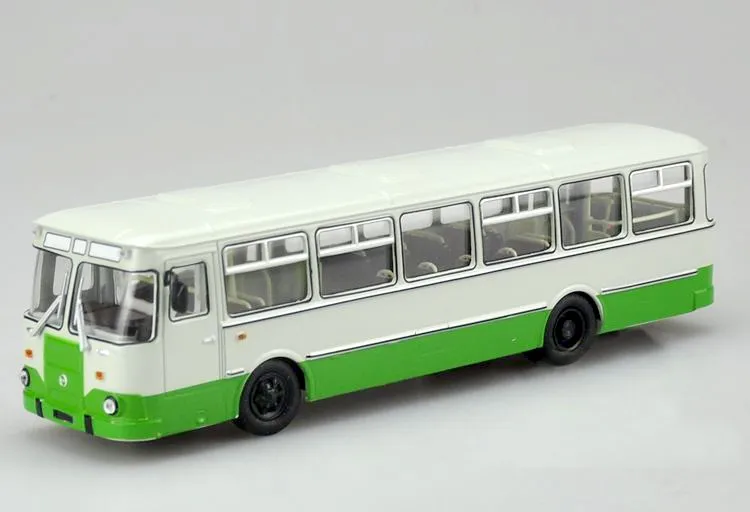 Специальное предложение 1:43 русский автобус 677-м из сплава модель автобуса зеленая Коллекционная модель