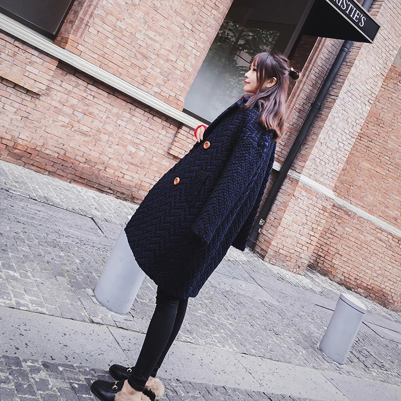 Осень и зима новый шерстяное пальто студентов в тип решетки длинный участок