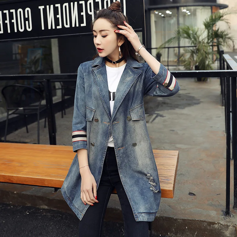 Тренчкот женский джинсовый двубортный уличная одежда с синими дырками длинная