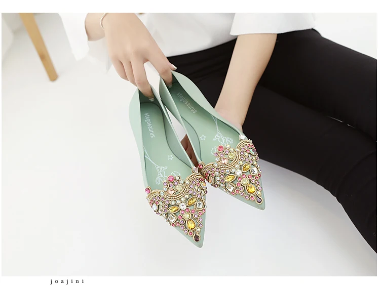 Women's Soft Rhinestones Crystal Pointed Toe Flat Sexy Loafers Sandals Jelly Candy Colors Casual Party Shoes Summer A1090