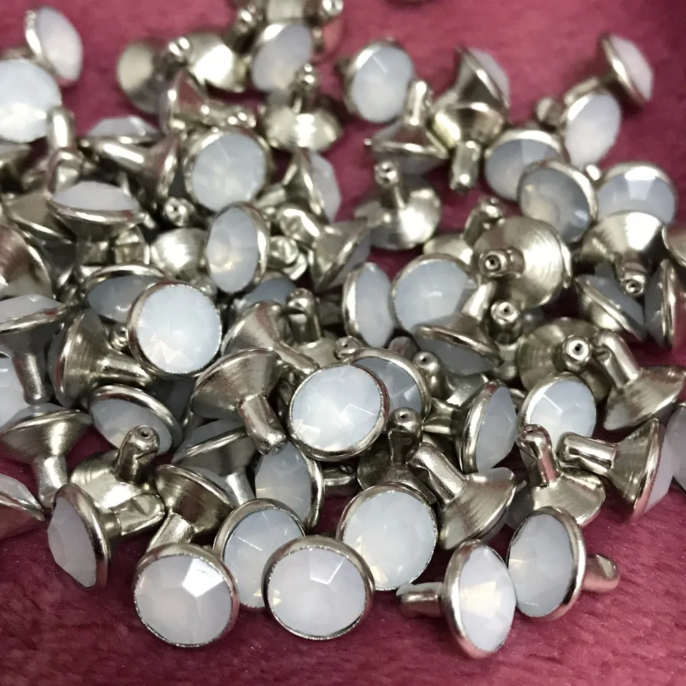 Новое поступление 100 шт. 8 мм заклепки с белым опалом снежный опал акриловые