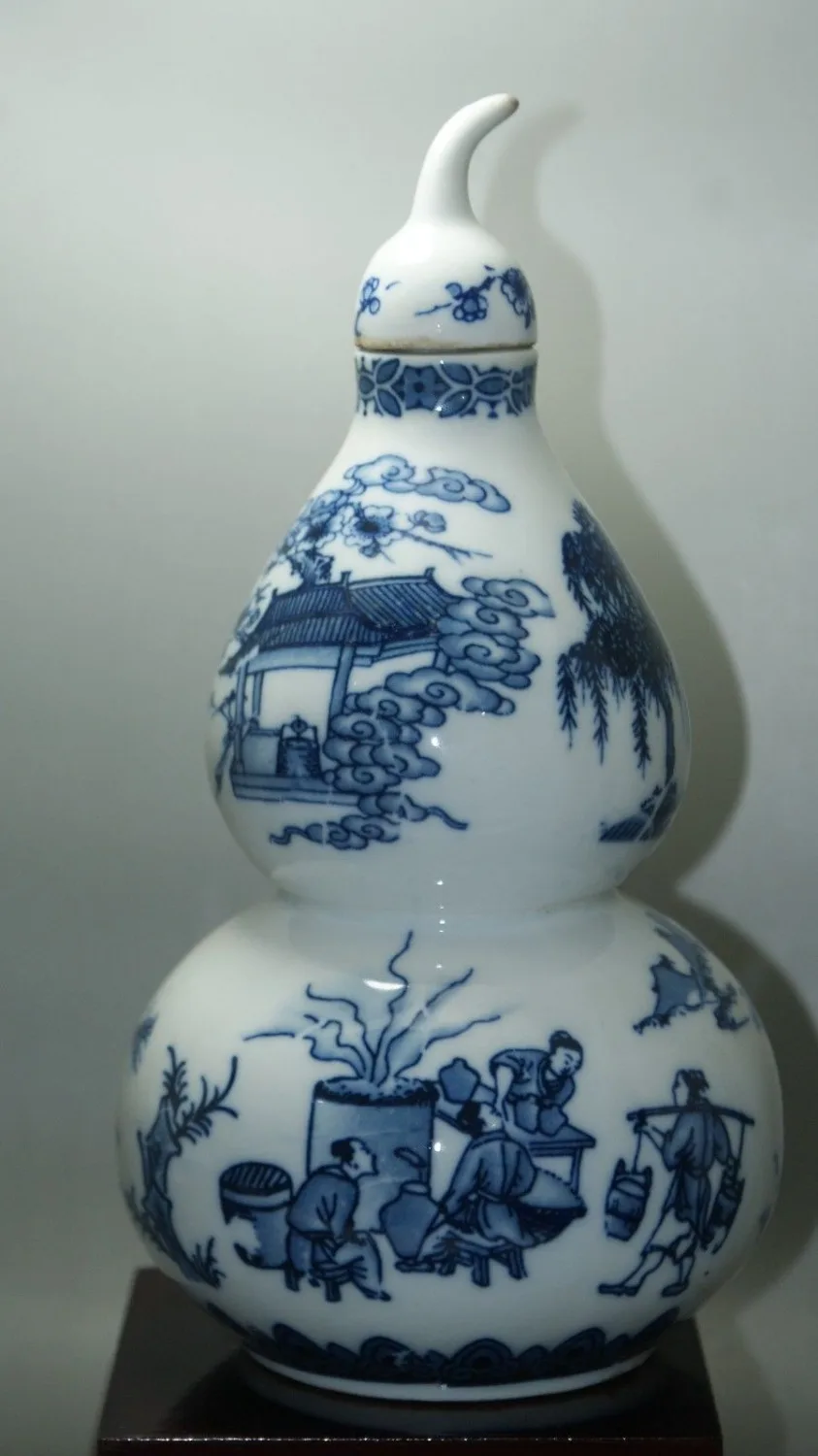 China Blue and White porcelain painted Old cucurbit Porcelain Vase Collectible Porcelain