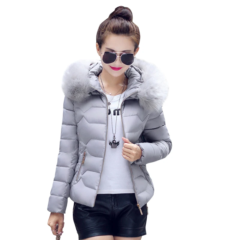 Хорошее высококачественное Женское зимнее пальто с большим меховым воротником