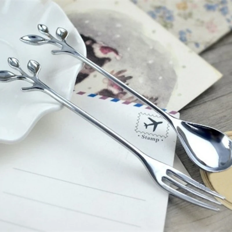 Прекрасная ветка с листьями кофейные ложечки вилки для фруктов прекрасная