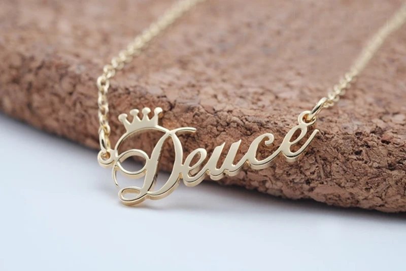 

Personalized Name Crown Necklace Handmade Customized Cursive Font Nameplate Pendant Stainless Steel Chain Jewelry Birthday Gifts