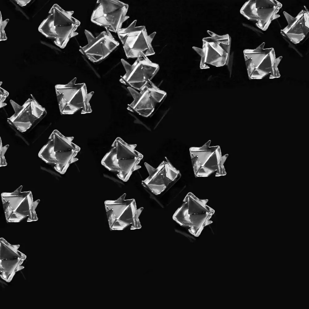 100 шт./лот крошечные пирамидальные шпильки в стиле рок панк серебристого цвета 6